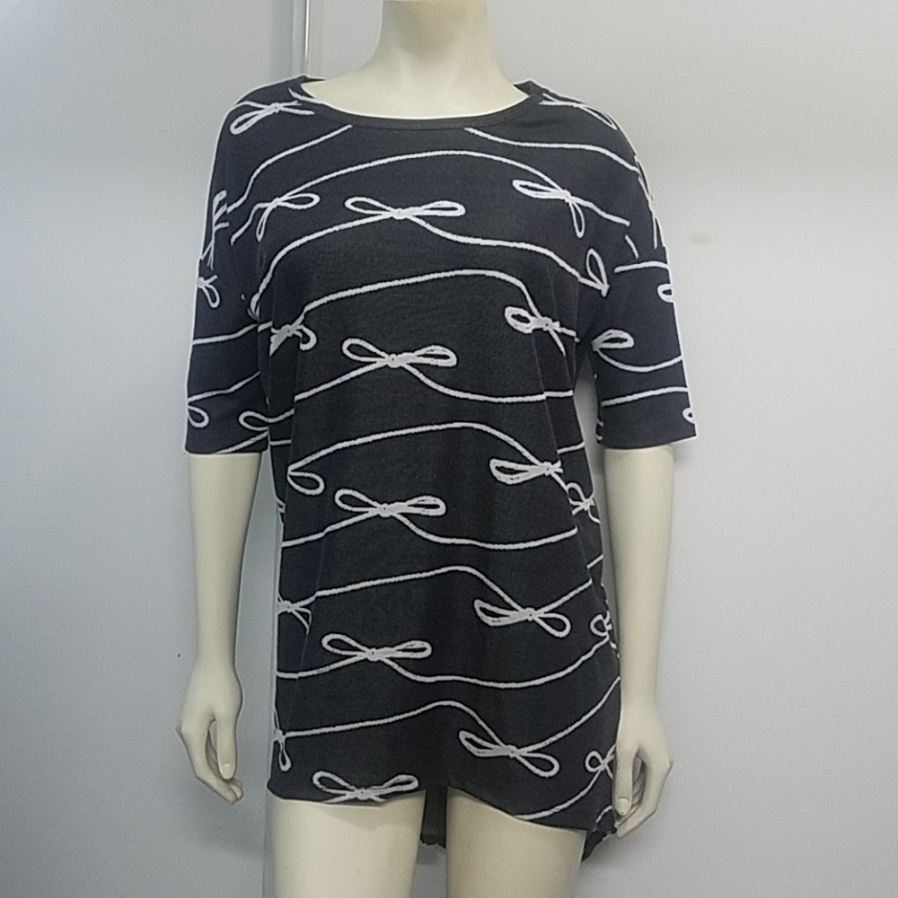 LuLaRoe blouse